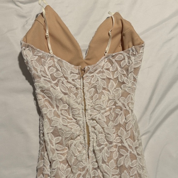 Windsor Cream Lace Dress - Picture 5 of 5